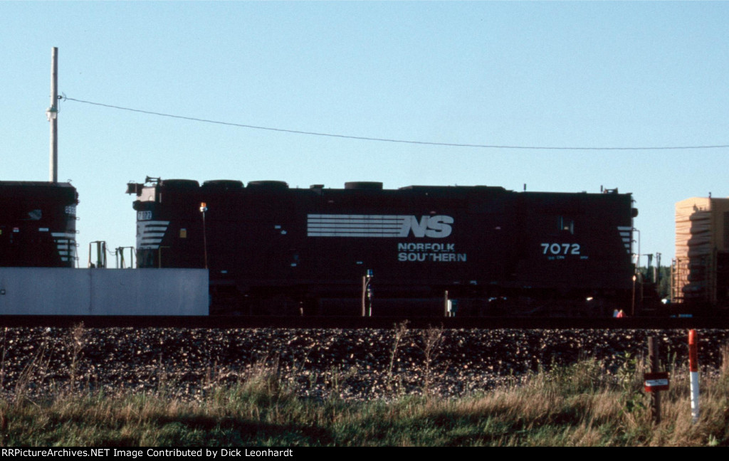 NS 7072